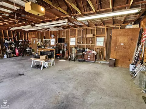 201 Clinton, Ovid, MI 48866 photo 24