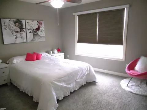 53707 Champlain, Macomb, MI 48042 photo 26