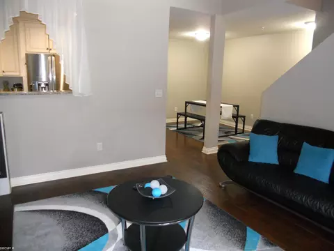 53707 Champlain, Macomb, MI 48042 photo 8