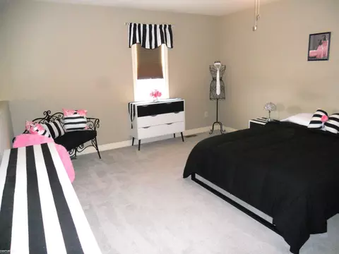 53707 Champlain, Macomb, MI 48042 photo 39