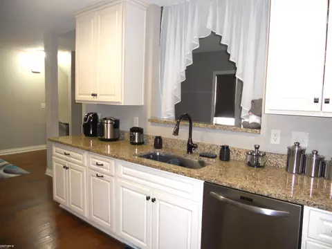 53707 Champlain, Macomb, MI 48042 photo 17