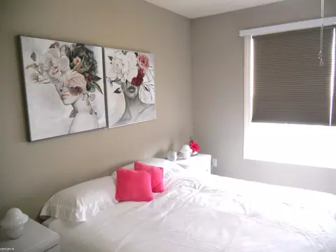 53707 Champlain, Macomb, MI 48042 photo 29