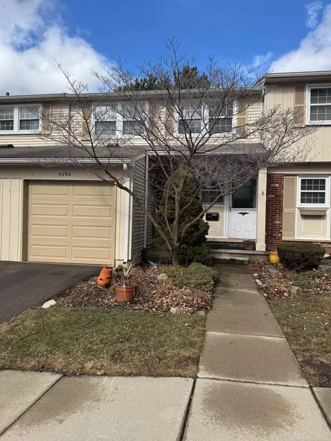5090 Buckingham, Troy, MI 48098