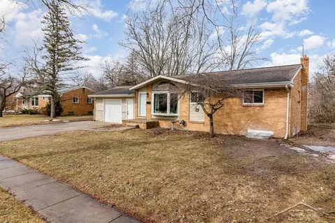 413 Wilson, Midland, MI 48642