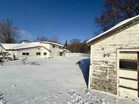 57 12 Midway, Negaunee, MI 49866