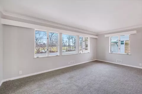 Living - 348 E Atherton, Flint, MI 48507 photo 1 of 2