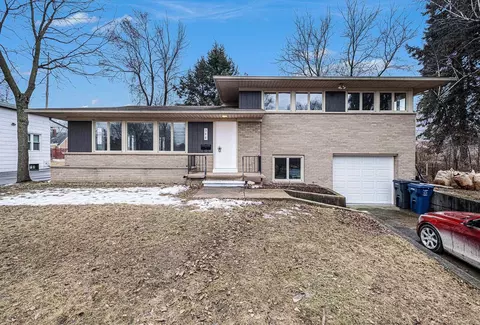 348 E Atherton, Flint, MI 48507