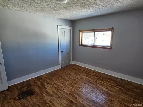 167 W Superior, Ishpeming, MI 49849 photo 14