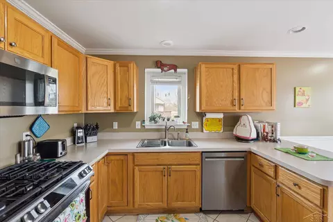 Kitchen - 8579 Devin, Davison, MI 48423 photo 2 of 3