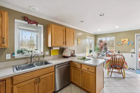 Kitchen - 8579 Devin, Davison, MI 48423 photo 3 of 3