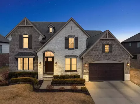 21907 Chaucer, Macomb, MI 48044