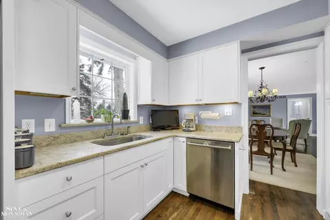 900 Bishop, Grosse Pointe Park, MI 48230 photo 14