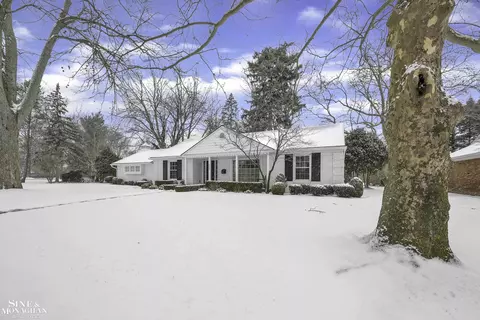 900 Bishop, Grosse Pointe Park, MI 48230 photo 33