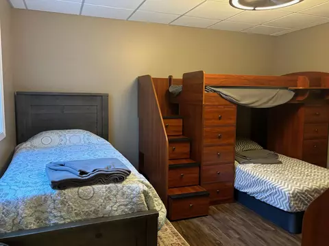 Bedroom - 549 Rivers, Gladwin, MI 48624 photo 4 of 7
