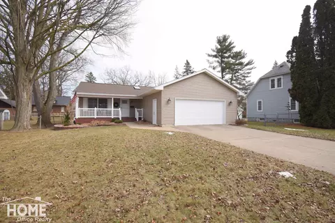 1214 N Water, Owosso, MI 48867