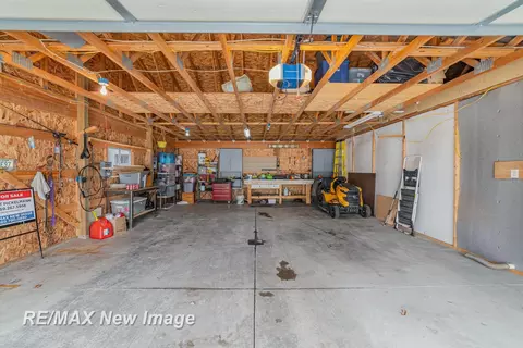 245 E Perkins, Merrill, MI 48637 photo 17