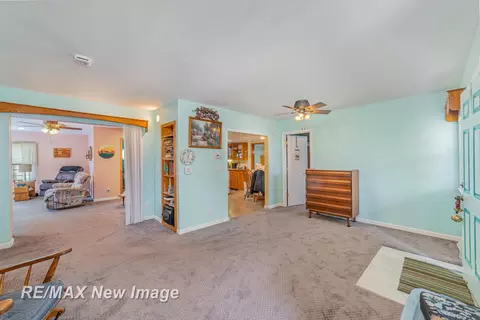 245 E Perkins, Merrill, MI 48637 photo 4