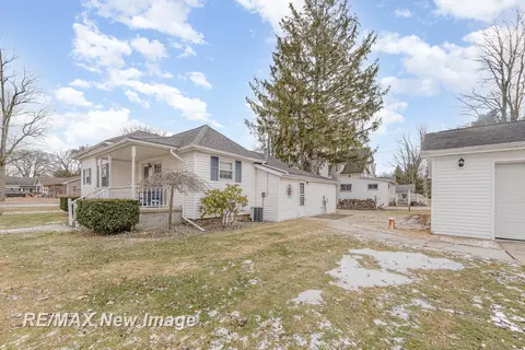 245 E Perkins, Merrill, MI 48637 photo 20