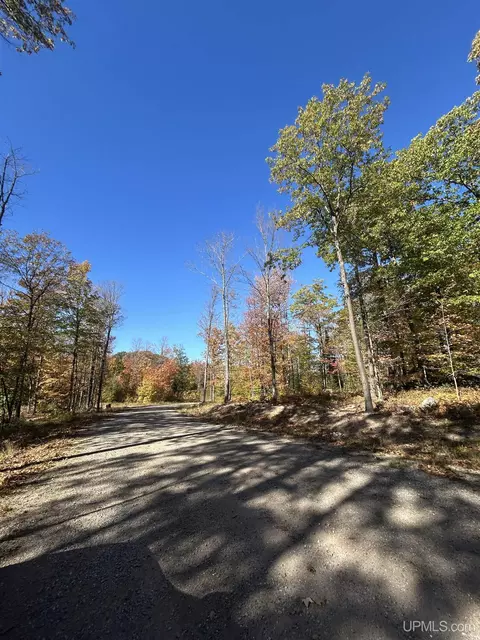 Parcel 1a Bridgeview, Negaunee, MI 49866