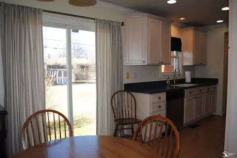 1319 Mccormick, Monroe, MI 48162 photo 5