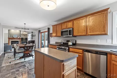 1706 Wind Dancer, Tecumseh, MI 49286 photo 8