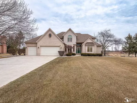 4091 W W Shr, Frenchtown, MI 48166