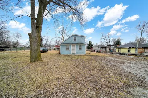 2739 Drexel, Adrian, MI 49221 photo 3