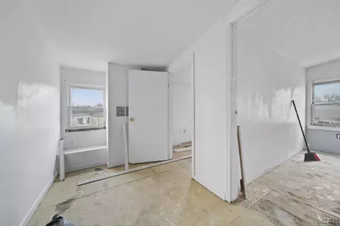2739 Drexel, Adrian, MI 49221 photo 17