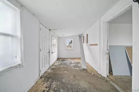 2739 Drexel, Adrian, MI 49221 photo 5