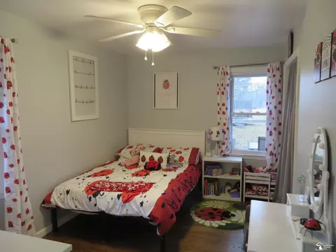 Bedroom - 3300 N Custer, Monroe, MI 48162 photo 3 of 5
