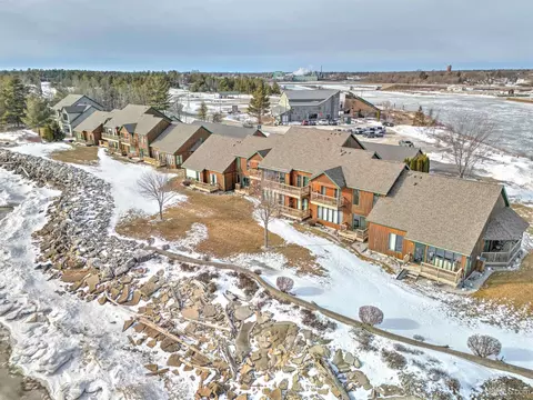 396 Harborview UNIT 4, Manistique, MI 49854