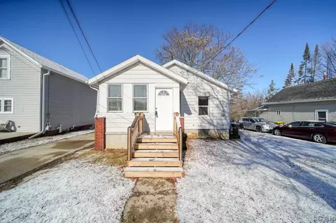825 Ormsby, Adrian, MI 49221