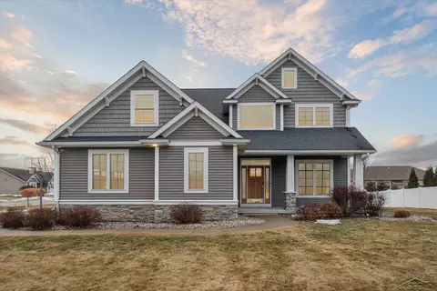 5292 Stillwater, Bay City, MI 48706