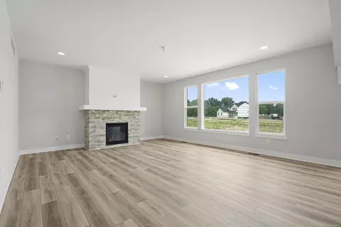 Living - 16853 Glenhurst #191, Macomb, MI 48044 photo 1 of 5