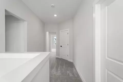 Entry Way - 16853 Glenhurst #191, Macomb, MI 48044 photo 11 of 12