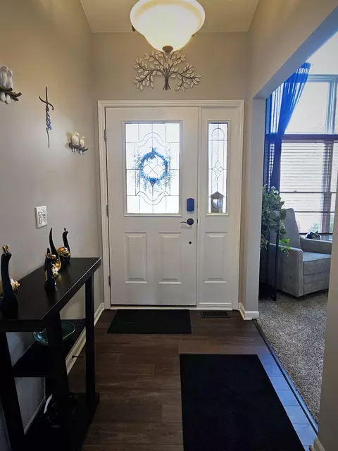 209 Brookside, Flushing, MI 48433 photo 2