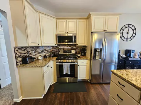 209 Brookside, Flushing, MI 48433 photo 9