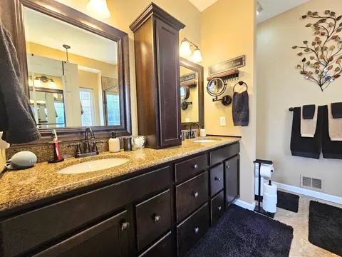 209 Brookside, Flushing, MI 48433 photo 22