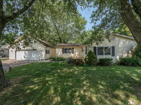 Exterior - 3469 Clairmont, Monroe, MI 48162 photo 4 of 8