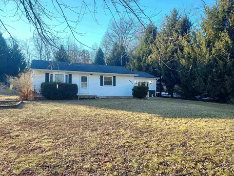 8820 S Harding, Farwell, MI 48622