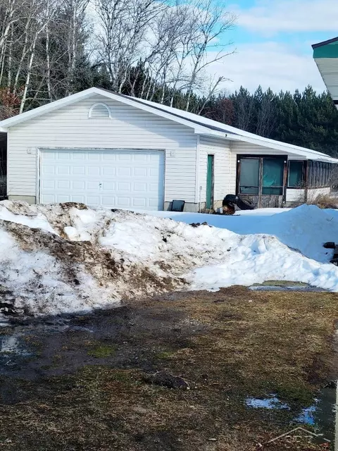 390 N Roscommon, Roscommon, MI 48653 photo 6