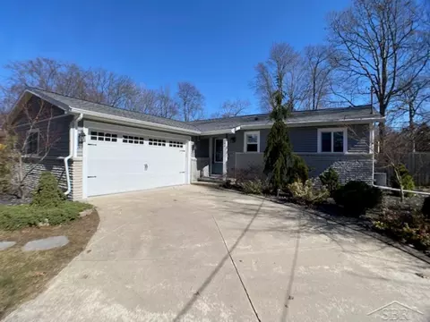 795 Fritzler, Saginaw, MI 48609