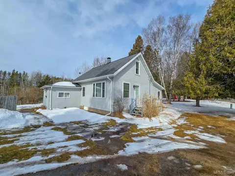 N1383 Et, Trenary, MI 49891
