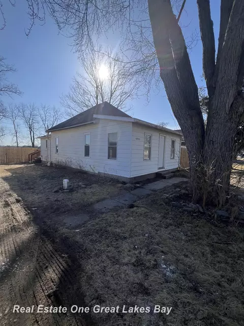 10913 S Hemlock, Brant, MI 48614