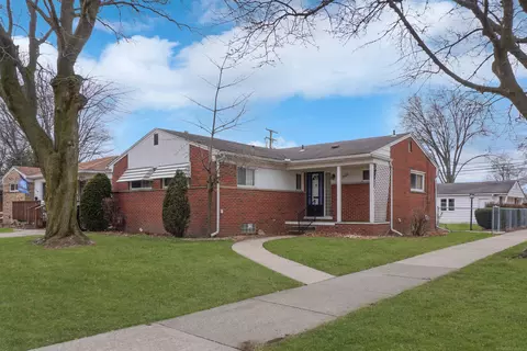 9229 Rockland, Redford, MI 48239