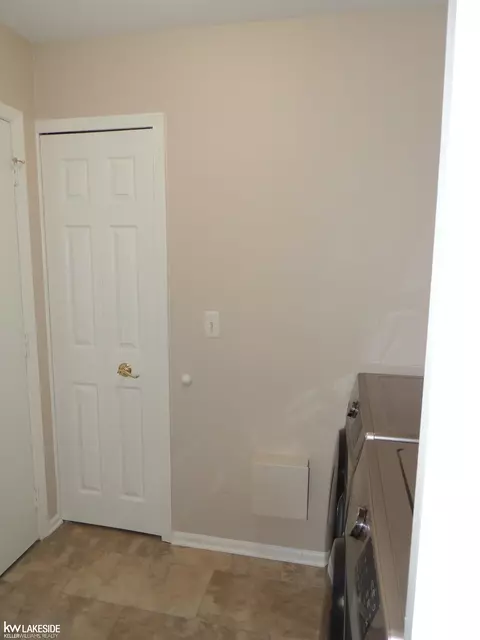 45509 Dover, Macomb, MI 48044 photo 20