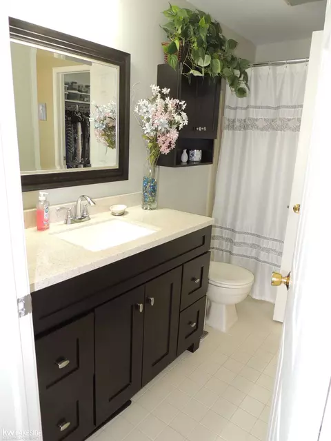 45509 Dover, Macomb, MI 48044 photo 29