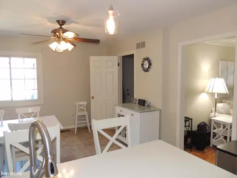 45509 Dover, Macomb, MI 48044 photo 18