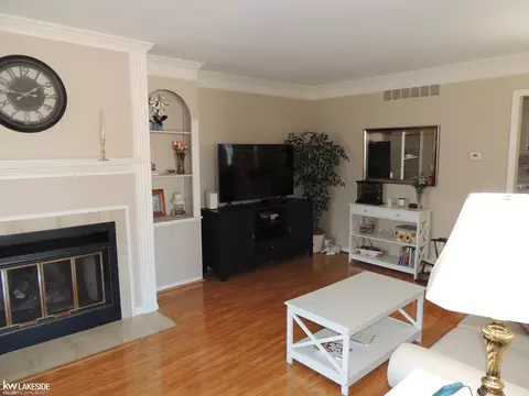 45509 Dover, Macomb, MI 48044 photo 7