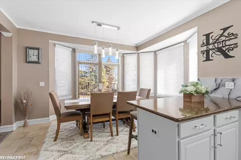 Dining - 16433 Moore Park, Macomb, MI 48044 photo 2 of 3